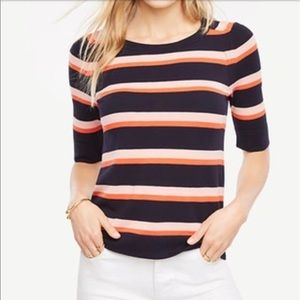 ANN TAYLOR TOP